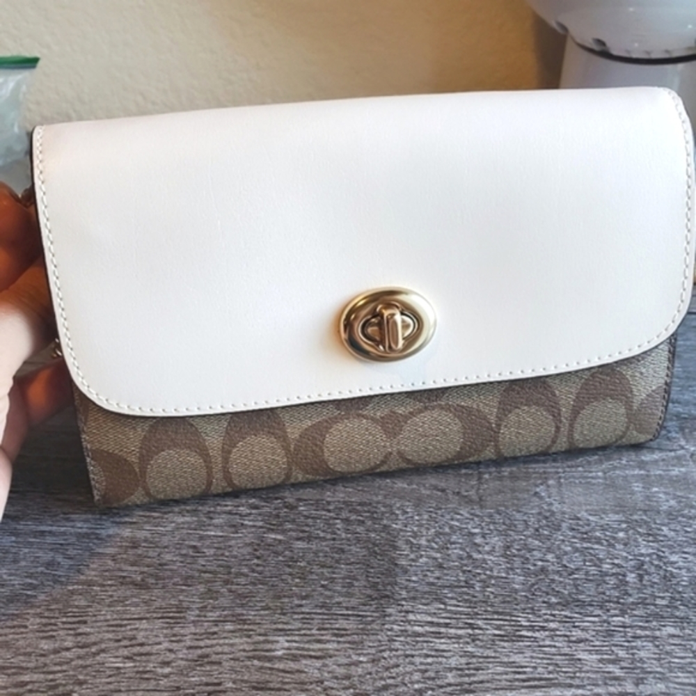 Coach wallet purse NWOT
